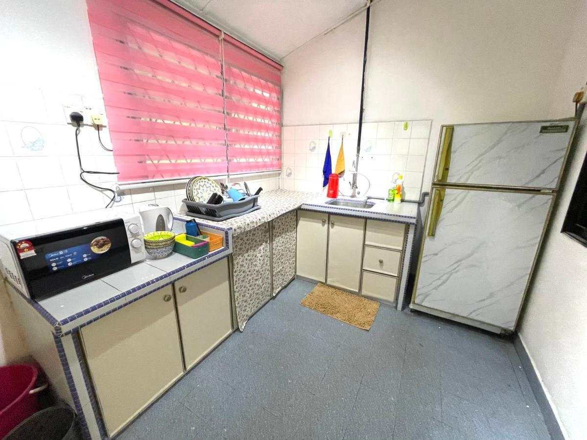 Heritage Cozy Entire 3 Bedroom House At Kijang Alma Bukit Mertajam Bagian luar foto