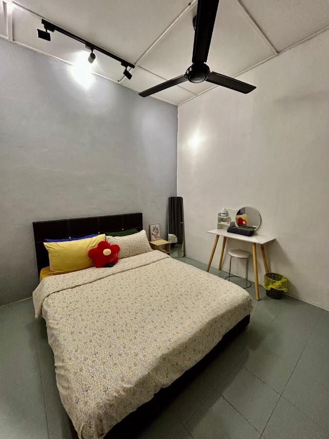 Heritage Cozy Entire 3 Bedroom House At Kijang Alma Bukit Mertajam Bagian luar foto